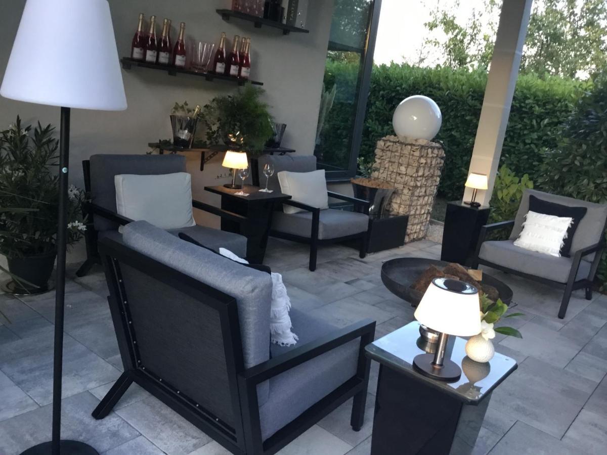 Suite Couture Ernestviller Exterior photo